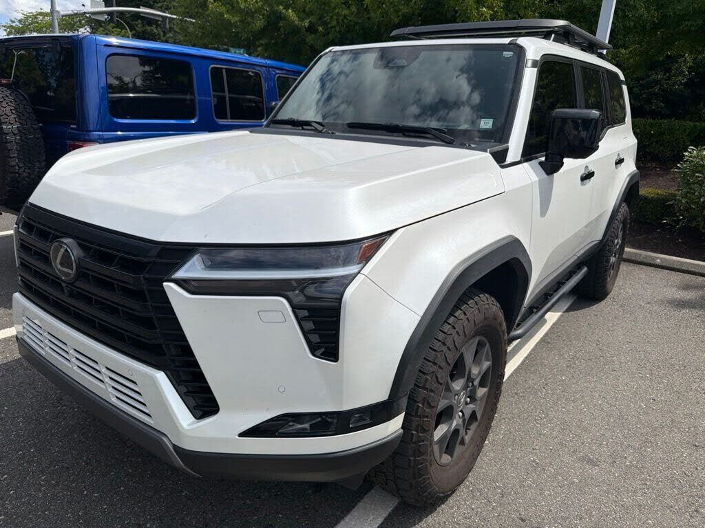2024 LEXUS GX