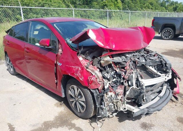 2017 TOYOTA Prius