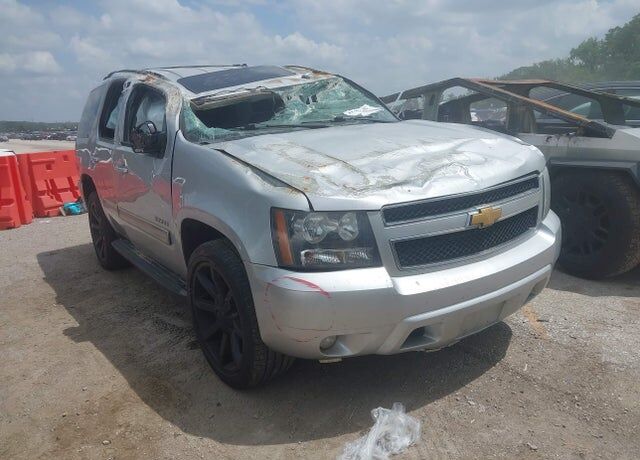 2013 CHEVROLET Tahoe