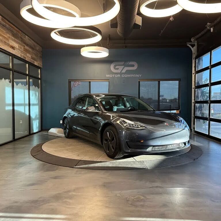 2019 TESLA Model 3