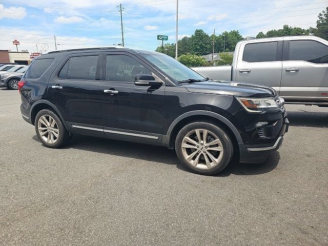 2019 FORD Explorer