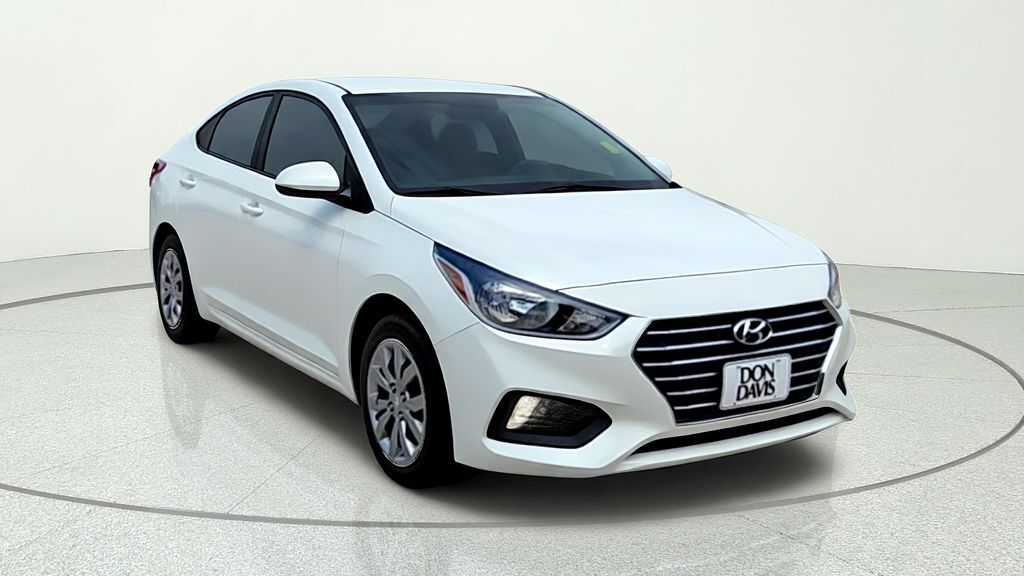 2022 HYUNDAI Accent