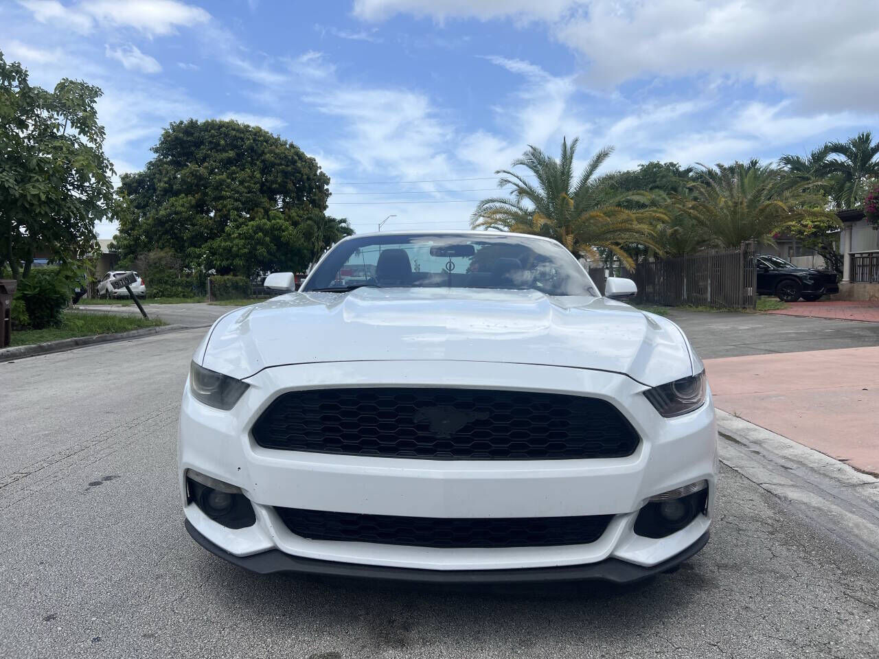 2017 FORD Mustang