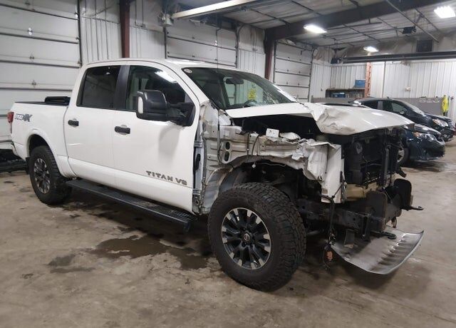2019 NISSAN Titan