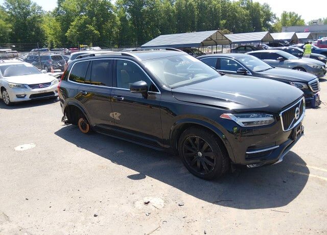 2016 VOLVO XC90