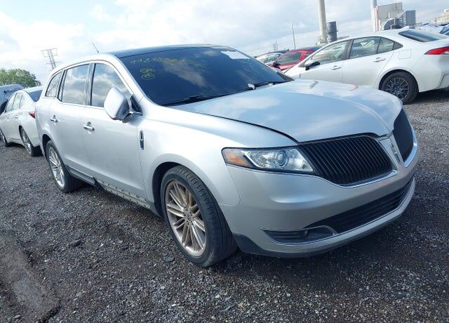 2015 LINCOLN MKT