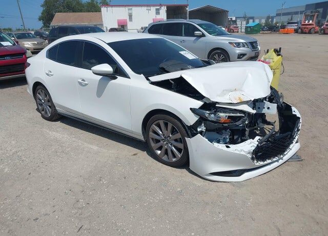 2019 MAZDA Mazda3