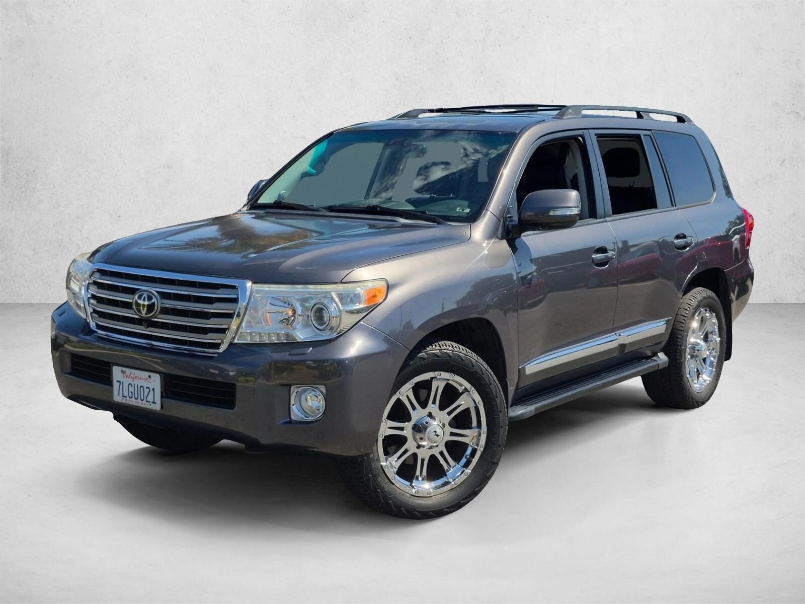 2015 TOYOTA Land Cruiser