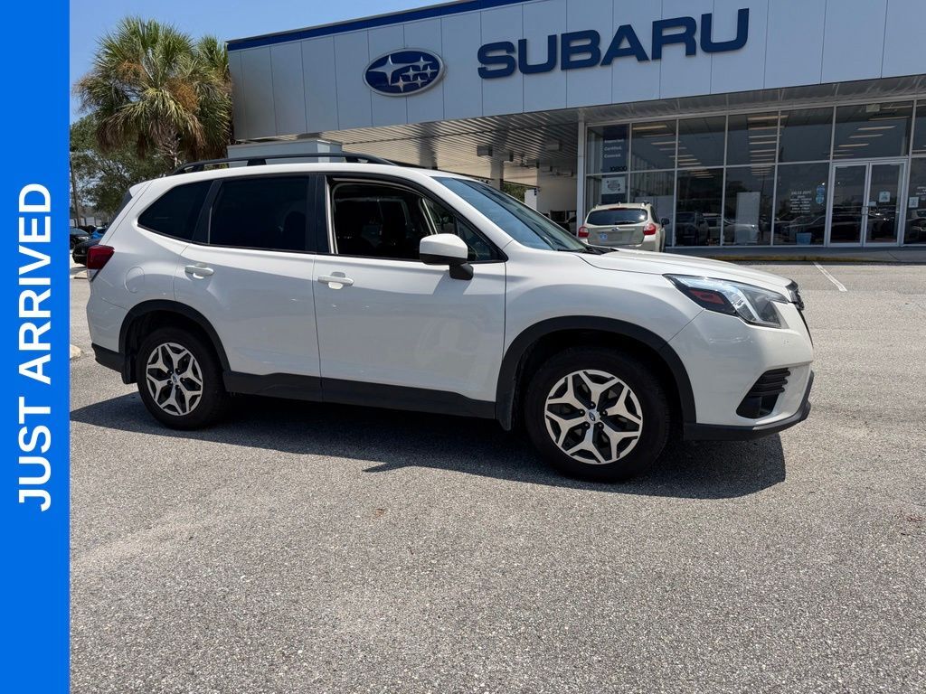 2023 SUBARU Forester