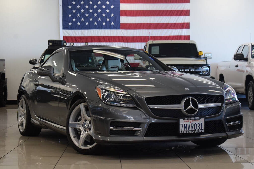 2016 MERCEDES-BENZ SLK-Class