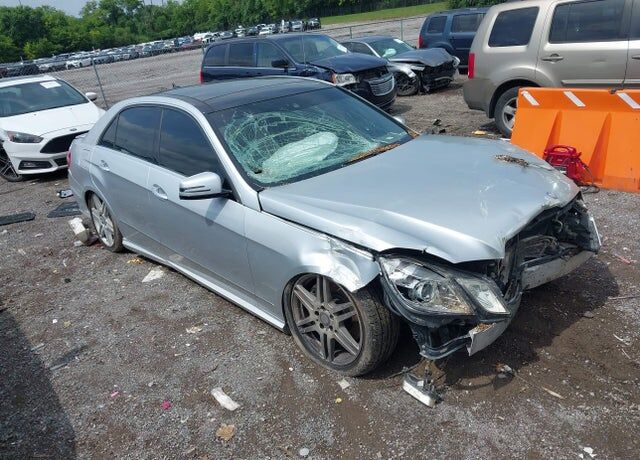 2010 MERCEDES-BENZ E-Class