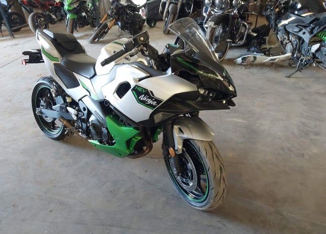 2024 KAWASAKI Ninja