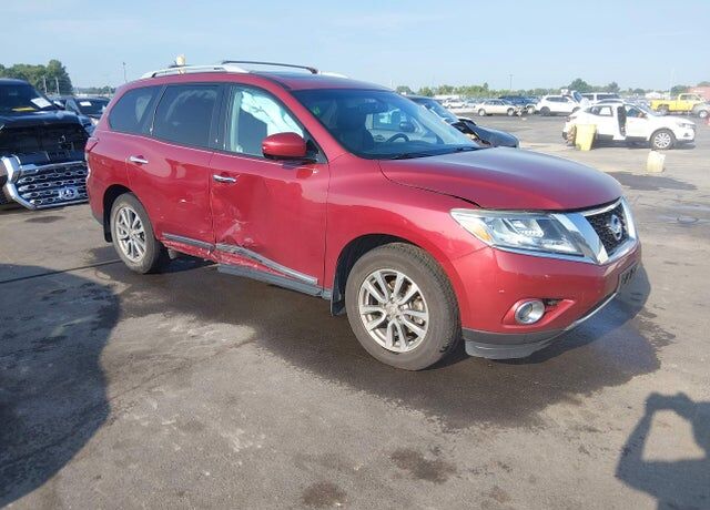 2016 NISSAN Pathfinder
