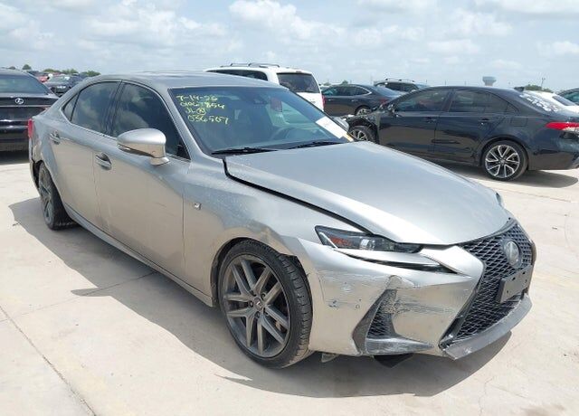 2020 LEXUS IS