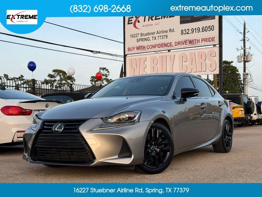 2020 LEXUS IS