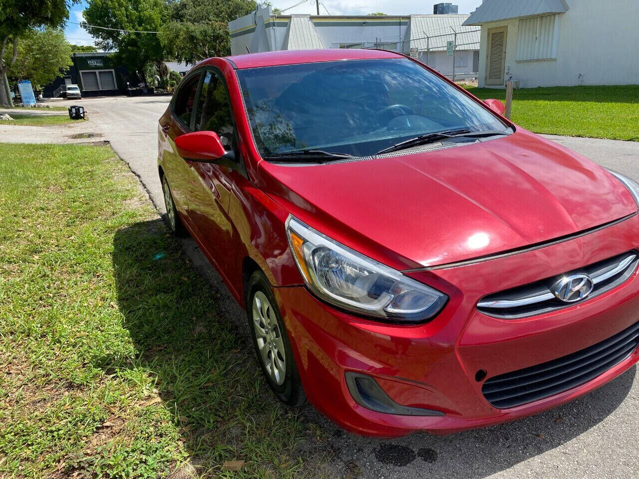 2016 HYUNDAI Accent