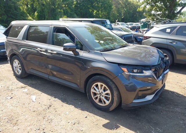 2023 KIA Carnival