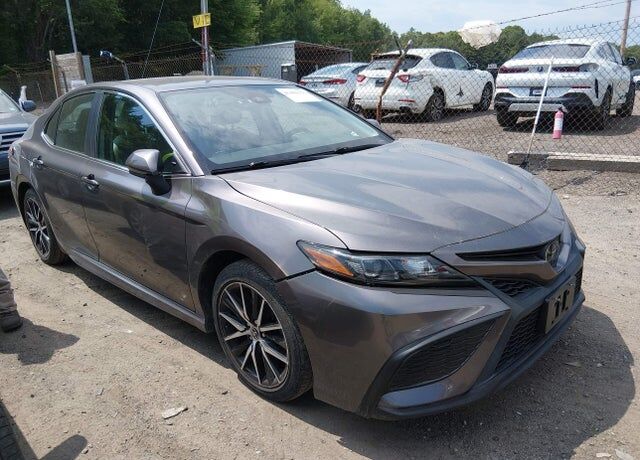 2021 TOYOTA Camry