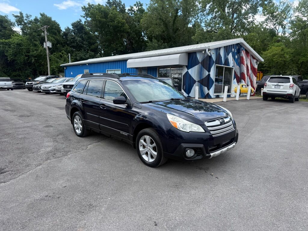 2013 SUBARU Outback