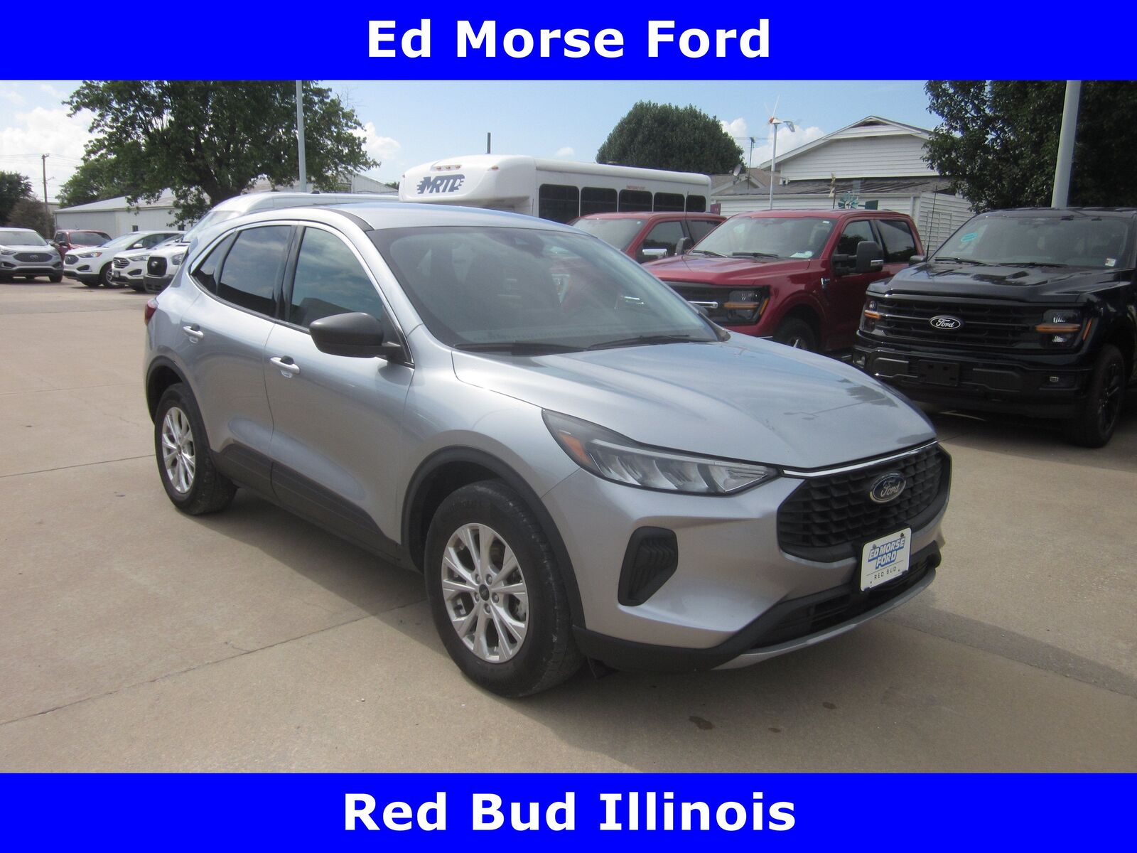 2024 FORD Escape