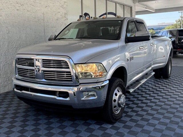 2011 DODGE Ram