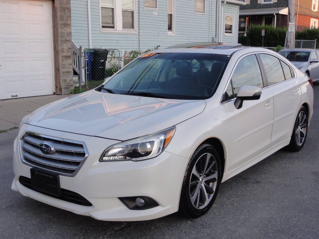 2015 SUBARU Legacy