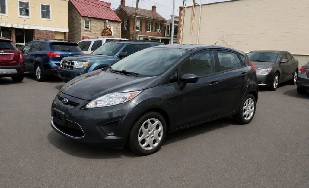 2011 FORD Fiesta