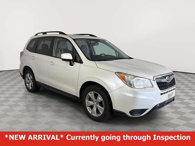 2014 SUBARU Forester
