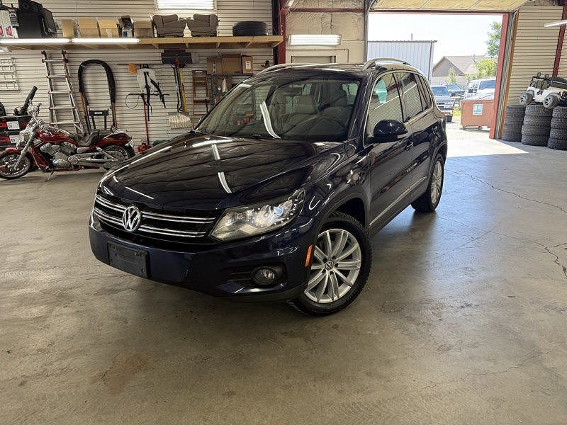 2016 VOLKSWAGEN Tiguan