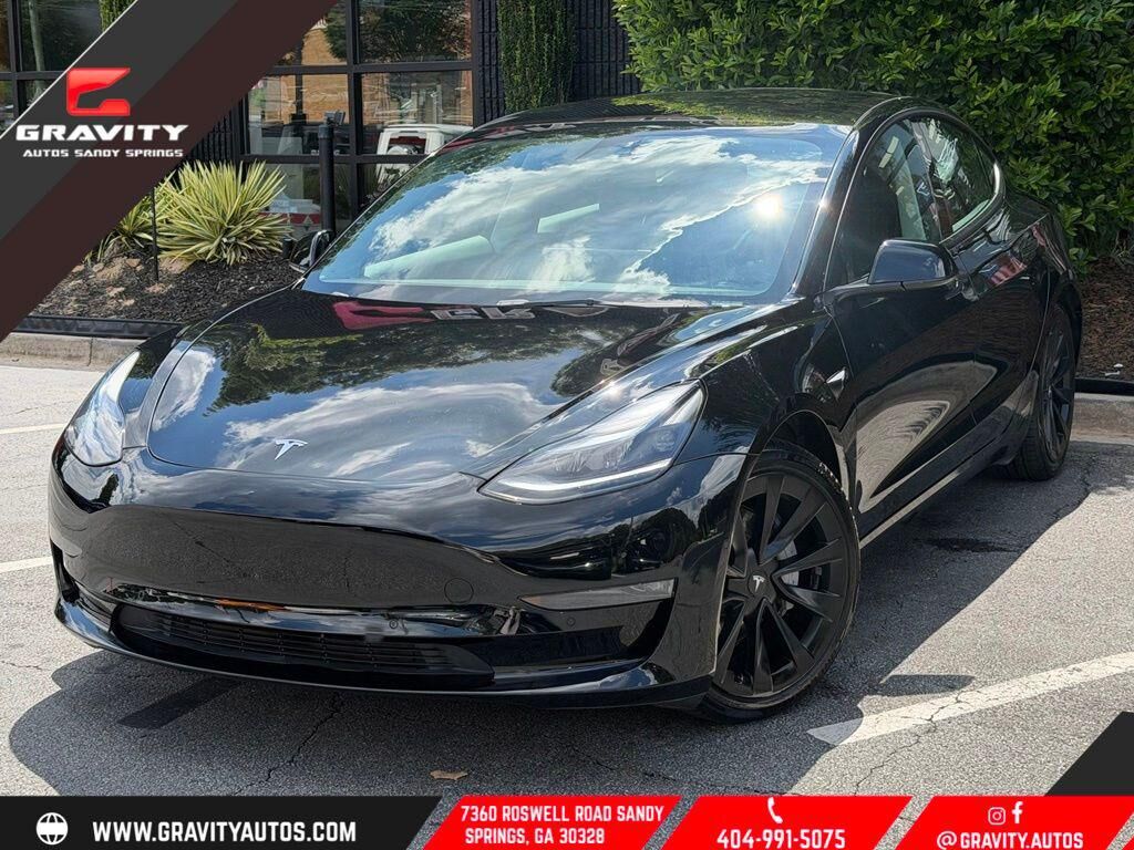 2022 TESLA Model 3