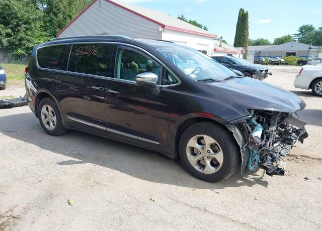 2017 CHRYSLER Pacifica