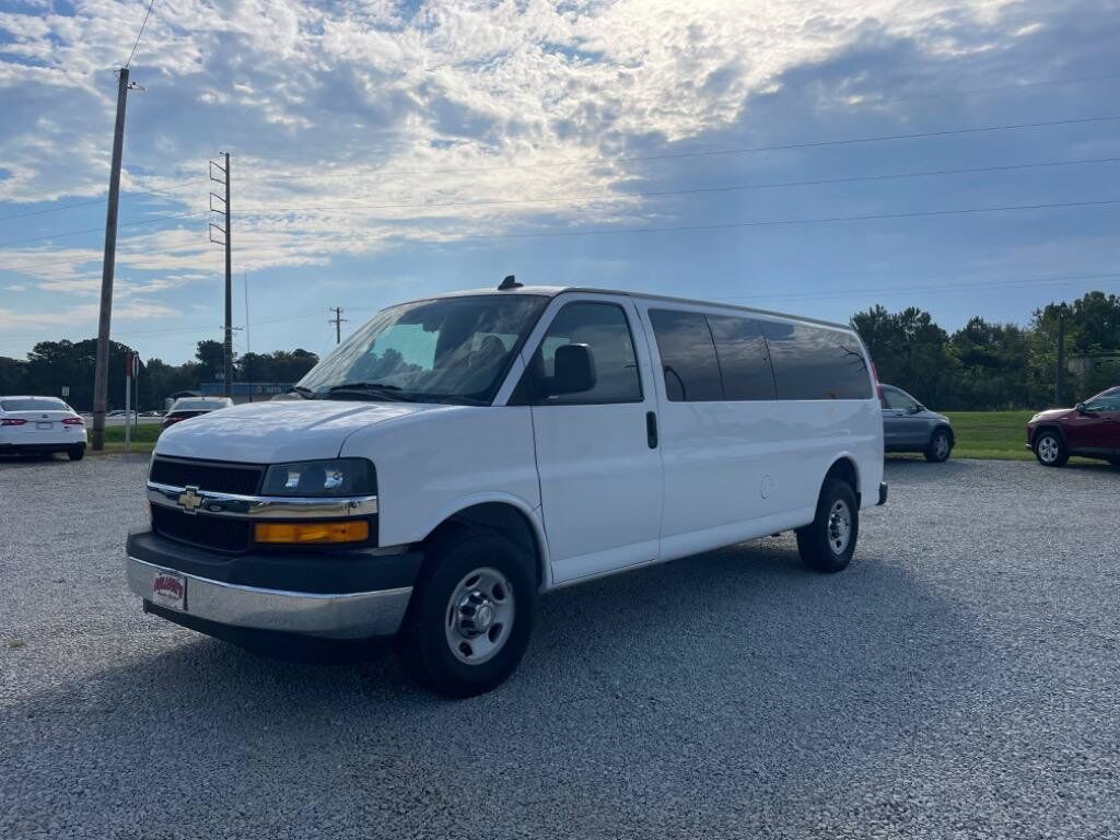 2019 CHEVROLET Express