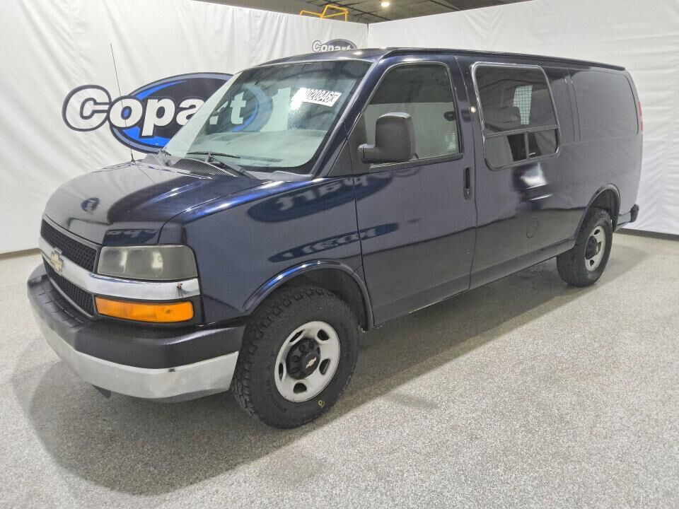2011 CHEVROLET Express