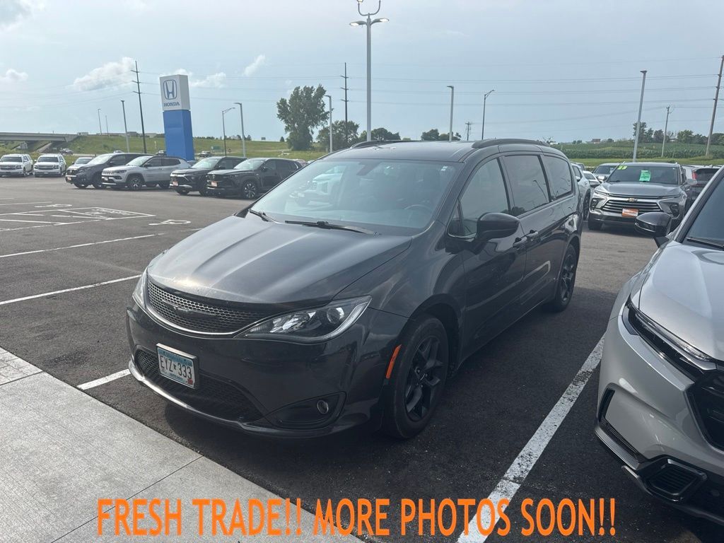 2020 CHRYSLER Pacifica