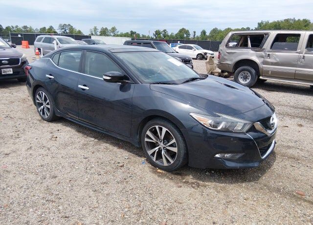2017 NISSAN Maxima