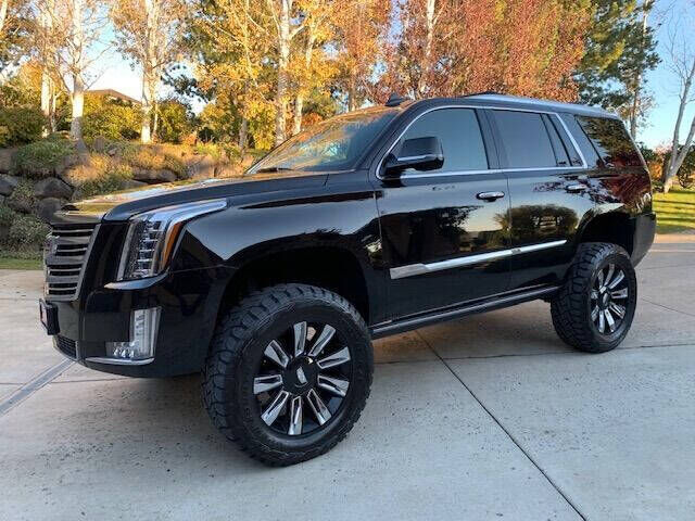 2016 CADILLAC Escalade