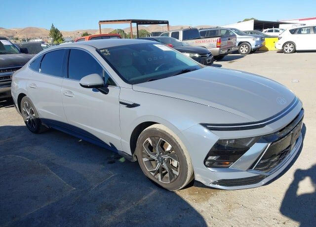 2024 HYUNDAI Sonata
