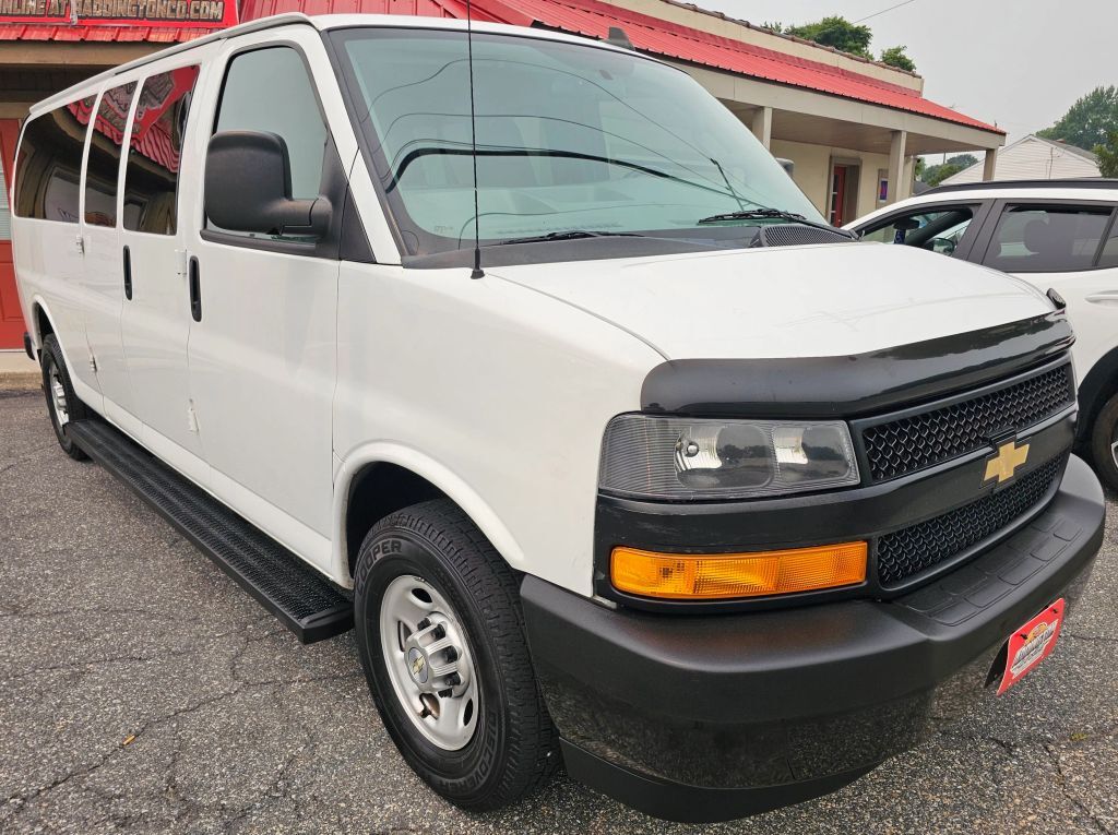 2020 CHEVROLET Express