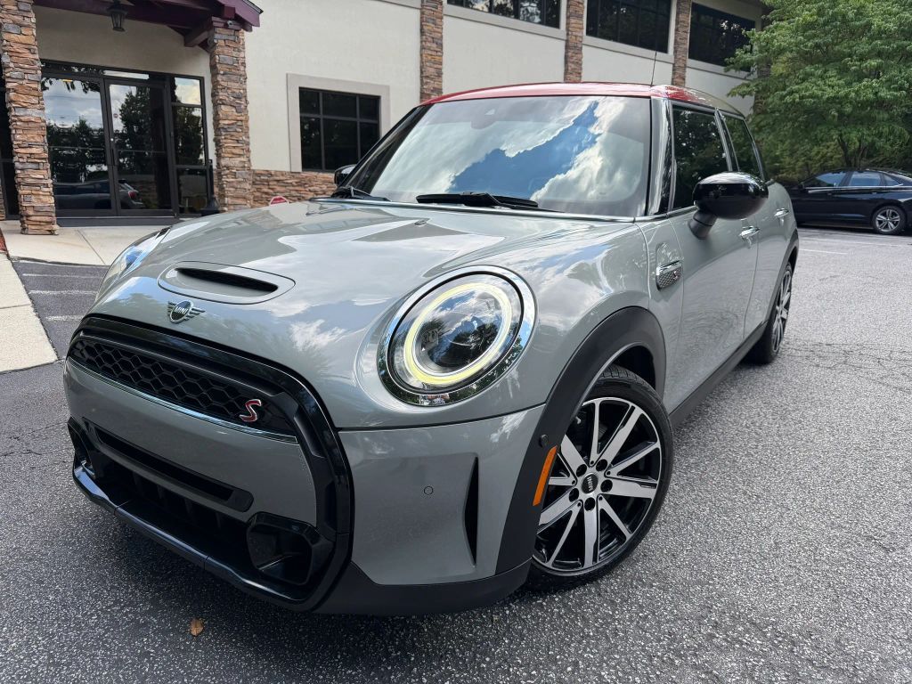 2023 MINI Hardtop