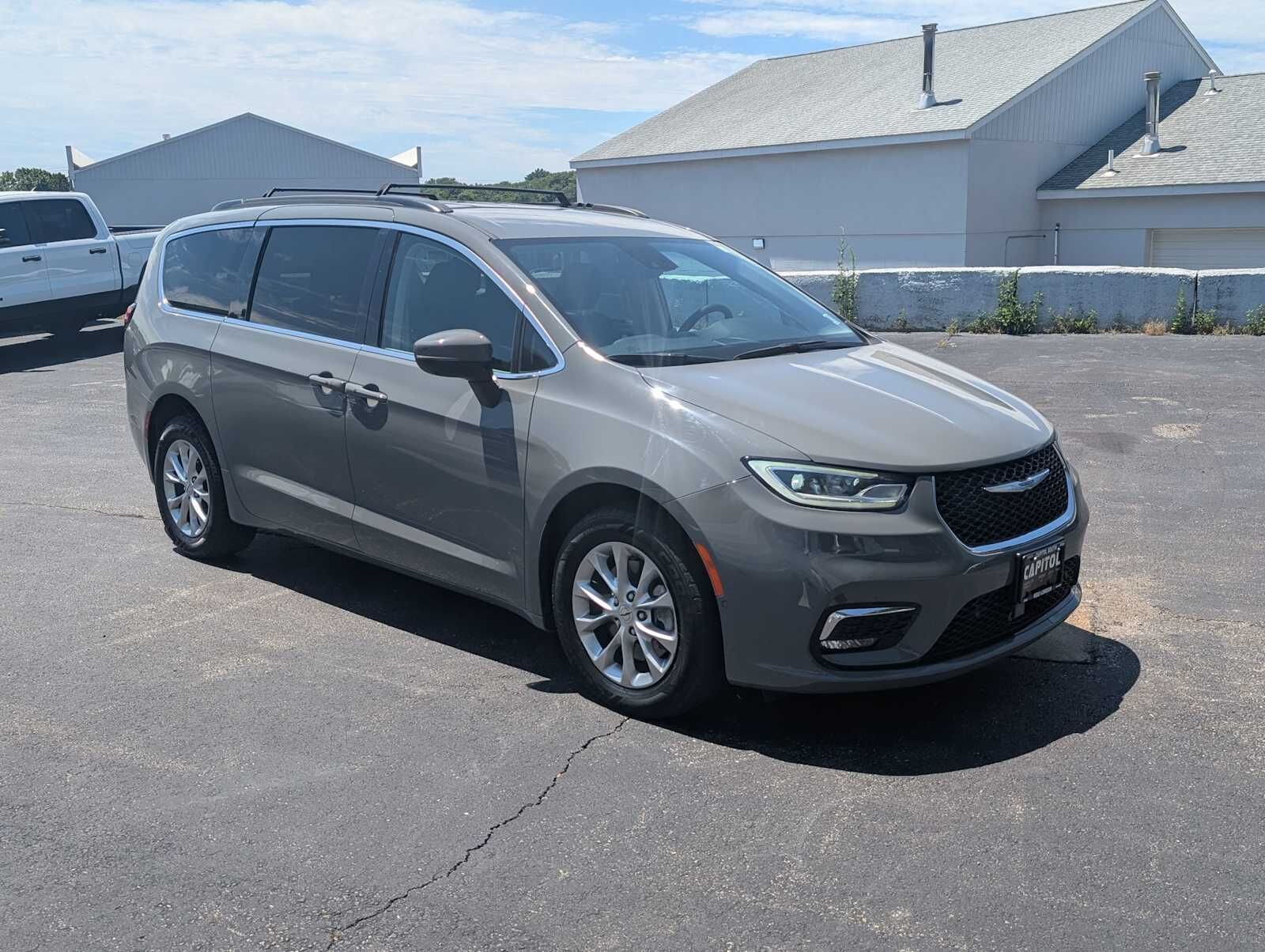 2023 CHRYSLER Pacifica