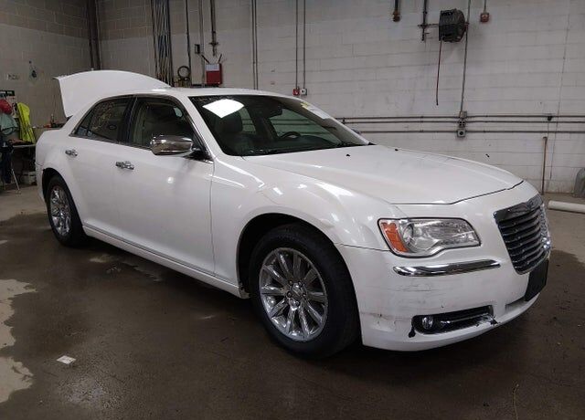 2011 CHRYSLER 300