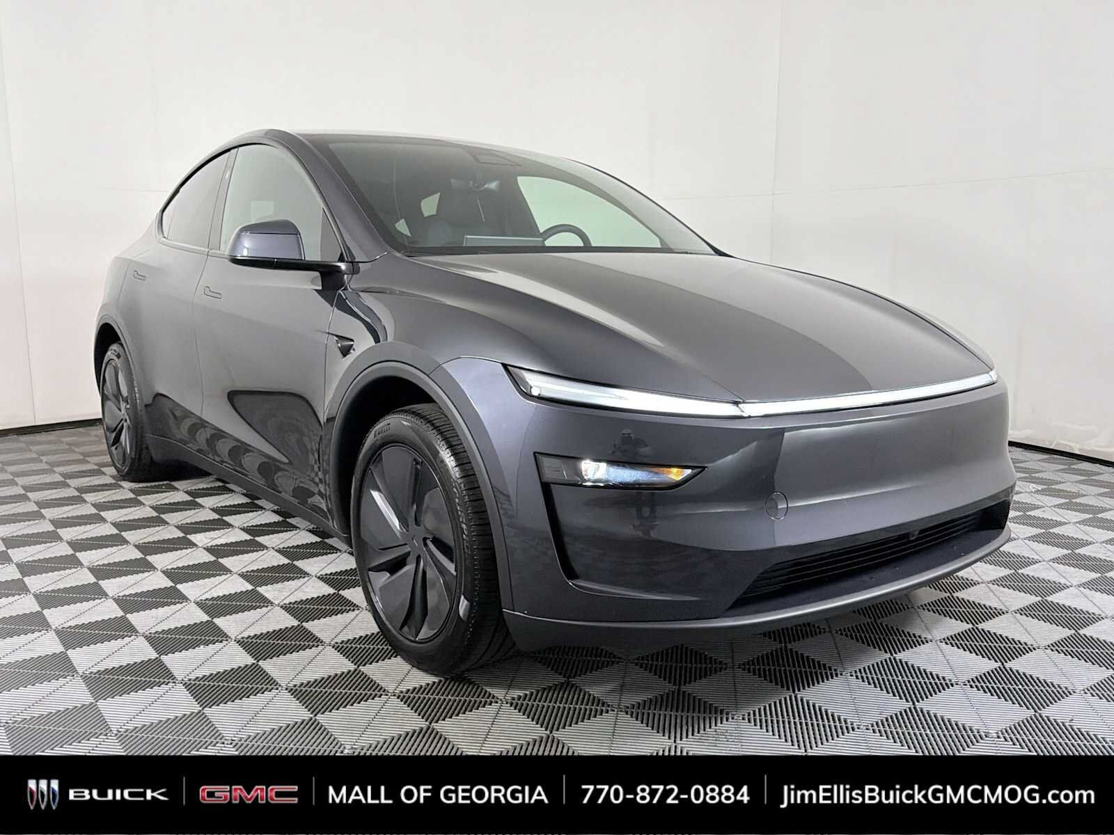 2026 TESLA Model Y