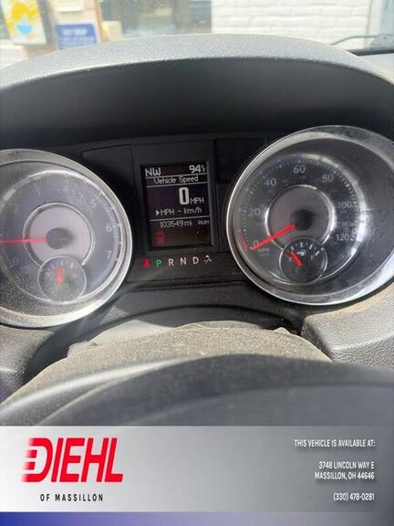 2014 CHRYSLER Town and Country