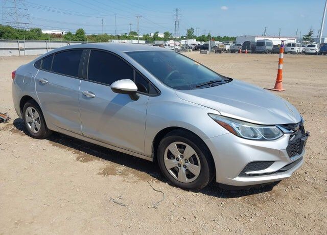 2018 CHEVROLET Cruze