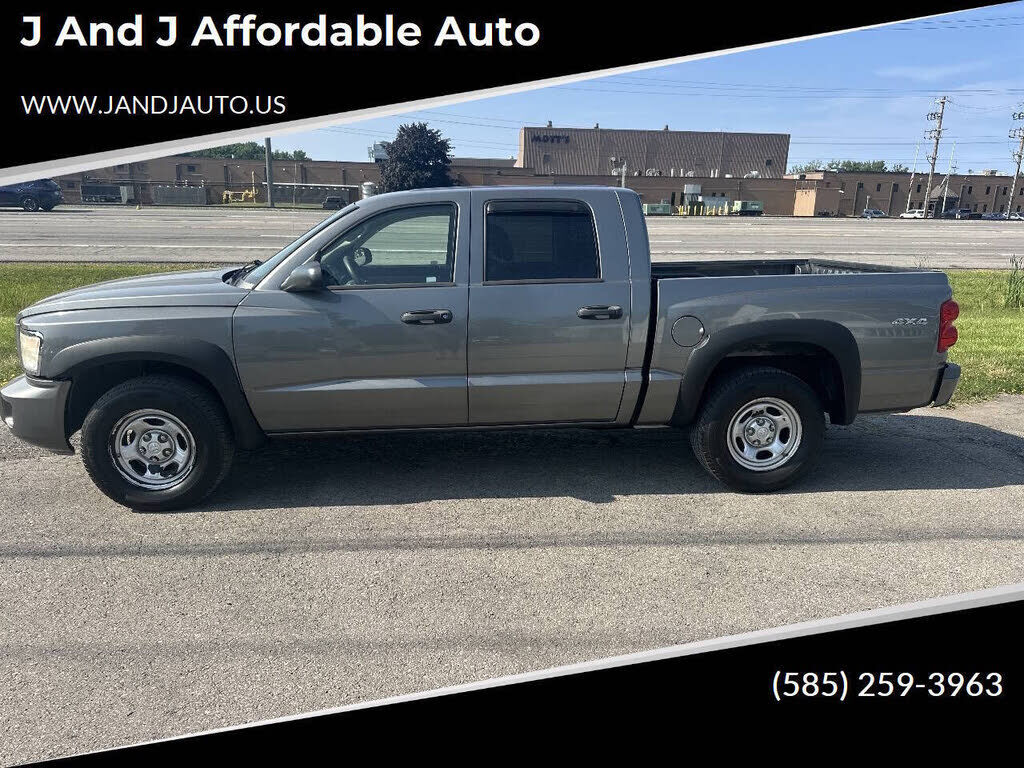 2010 DODGE Dakota