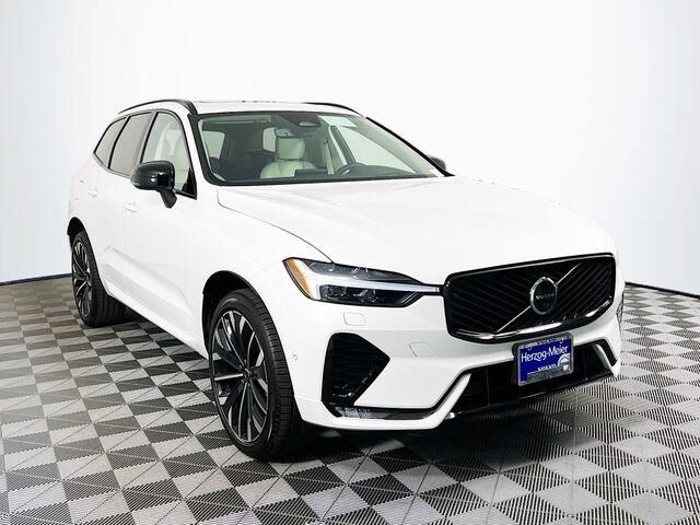 2026 VOLVO XC60