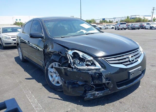 2010 NISSAN Altima