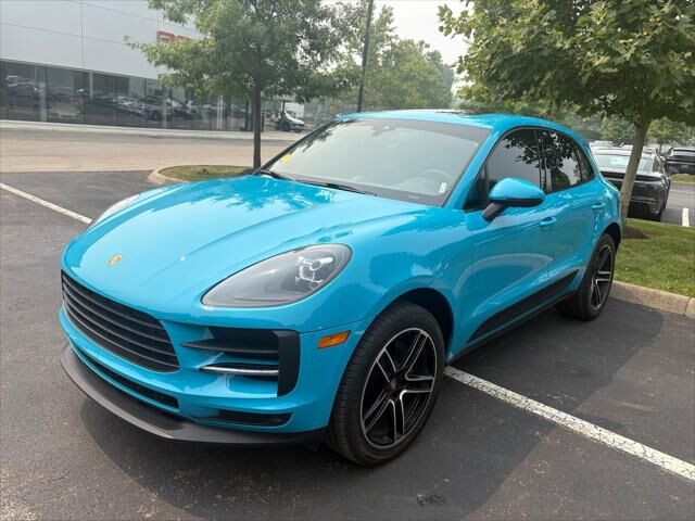 2019 PORSCHE Macan