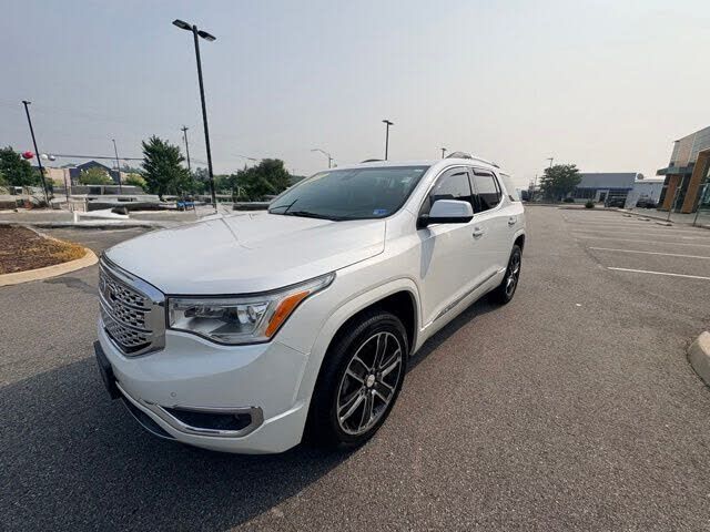 2017 GMC Acadia