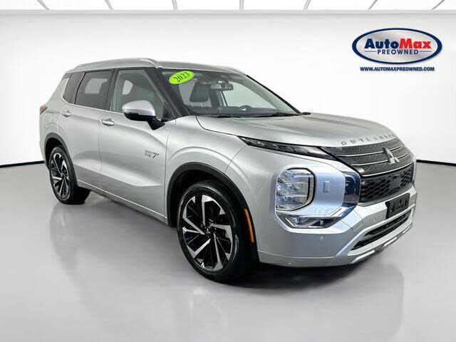 2023 MITSUBISHI Outlander